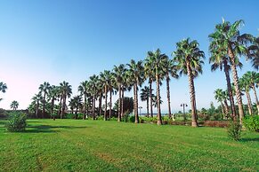Royal Atlantis Beach