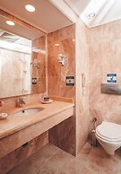 Royal Atlantis Beach