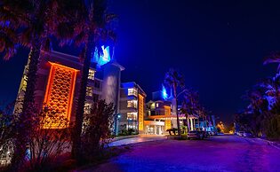 Royal Atlantis Beach