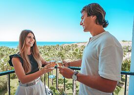 Royal Atlantis Beach