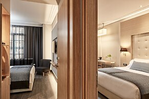 Antigon Urban Chic Hotel