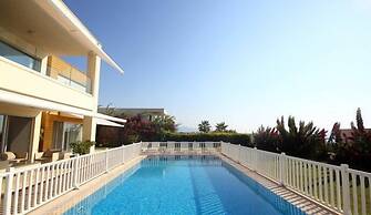 Turgutreis Villa Beaton 5 Bedrooms