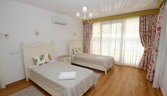 Turgutreis Villa Beaton 5 Bedrooms