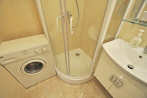 Flats4U Apartments Smolenskaya