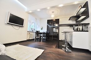 Flats4U Apartments Smolenskaya