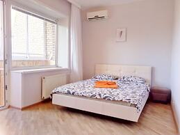 Flats4U Apartments Smolenskaya