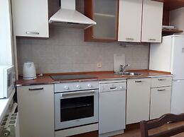 Flats4U Apartments Smolenskaya