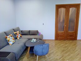 Flats4U Apartments Smolenskaya
