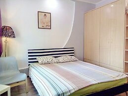 Flats4U Apartments Smolenskaya