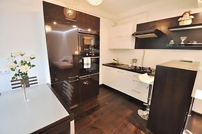 Flats4U Apartments Smolenskaya