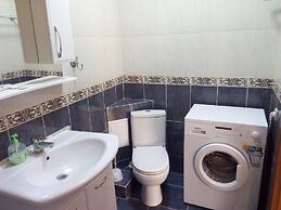 Flats4U Apartments Smolenskaya