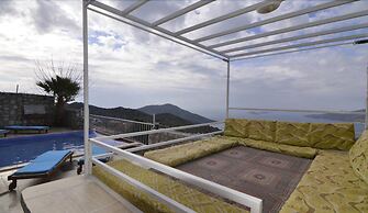 Kalkan 5 Bedrooms Villa Private Pool