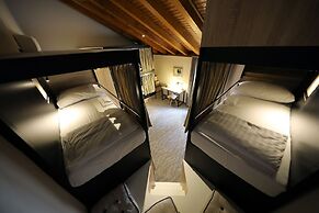 Downtown Boutique Hostel