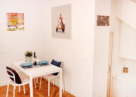 Navona Holidays House