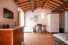 Borgo tra gli Olivi