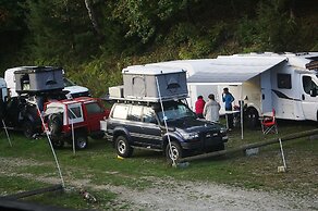 Camping Yoghi e Bubu