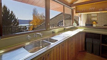 Grey Kangaroo- On Lake Jindabyne foreshore