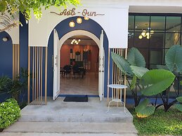 Aob-Oun Homestay