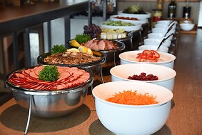 Hyatt Place Sanya City Center