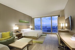 Hyatt Place Sanya City Center
