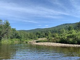 Moose Lodge and Cabins by Bretton Woods Vacations