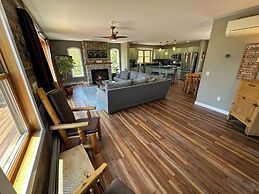 Moose Lodge and Cabins by Bretton Woods Vacations
