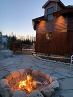 Moose Lodge and Cabins by Bretton Woods Vacations