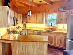 Moose Lodge and Cabins by Bretton Woods Vacations