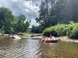 Moose Lodge and Cabins by Bretton Woods Vacations