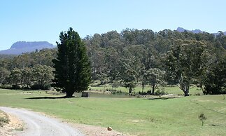 Craggy Peaks Wilderness Cabins
