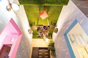 Alice Wonderland B&B