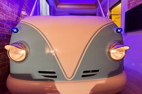 Alice Wonderland B&B