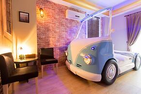 Alice Wonderland B&B