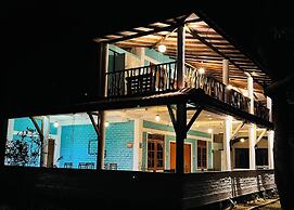 Funky Leopard Safari Lodge Bordering Yala National Park - Hostel