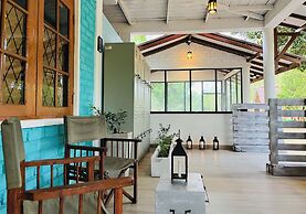 Funky Leopard Safari Lodge Bordering Yala National Park - Hostel