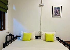 Funky Leopard Safari Lodge Bordering Yala National Park - Hostel