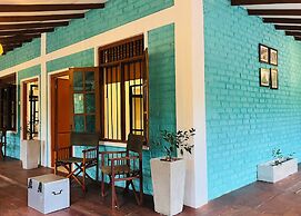 Funky Leopard Safari Lodge Bordering Yala National Park - Hostel