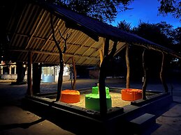 Funky Leopard Safari Lodge Bordering Yala National Park - Hostel
