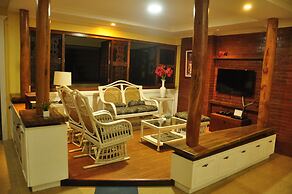 Casa Verde Hotel & Events Center