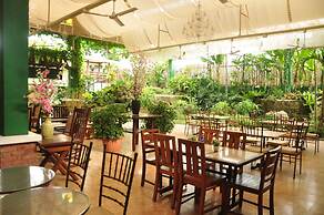 Casa Verde Hotel & Events Center