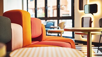 Garner Osaka Honmachi Station by IHG