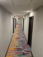 Garner Osaka Honmachi Station by IHG