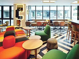 Garner Osaka Honmachi Station by IHG