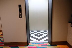 Garner Osaka Honmachi Station by IHG