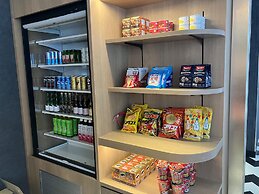 Garner Osaka Honmachi Station by IHG