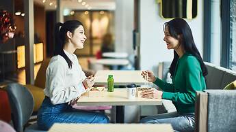 Garner Osaka Honmachi Station by IHG