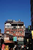 Lakeside Shopping B&B