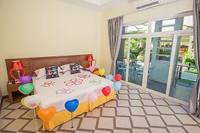 Ocean Blue Ngwe Saung Beach Hotel