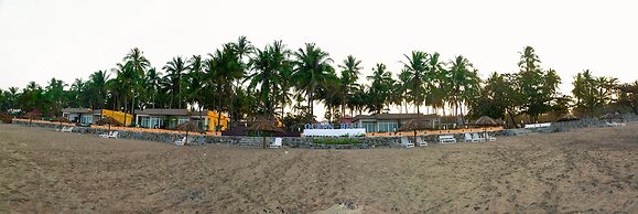 Ocean Blue Ngwe Saung Beach Hotel