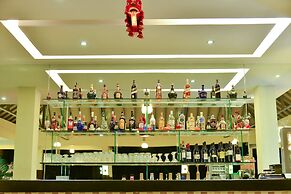 Ocean Blue Ngwe Saung Beach Hotel